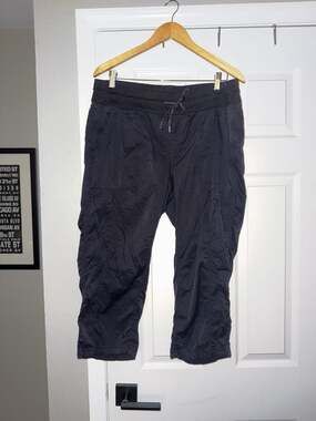 The North Face Aphrodite Capri Hiking Pants Black Women's Size XL